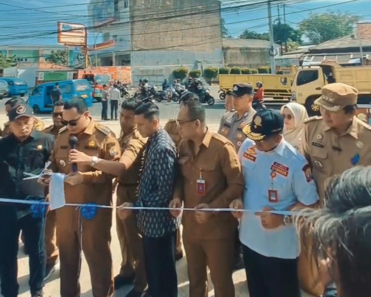 Peresmian Pembukaan Jalan Simpang Sebidang Fatimah Kelurahan Drangong Kecamatan Taktakan Kota Serang