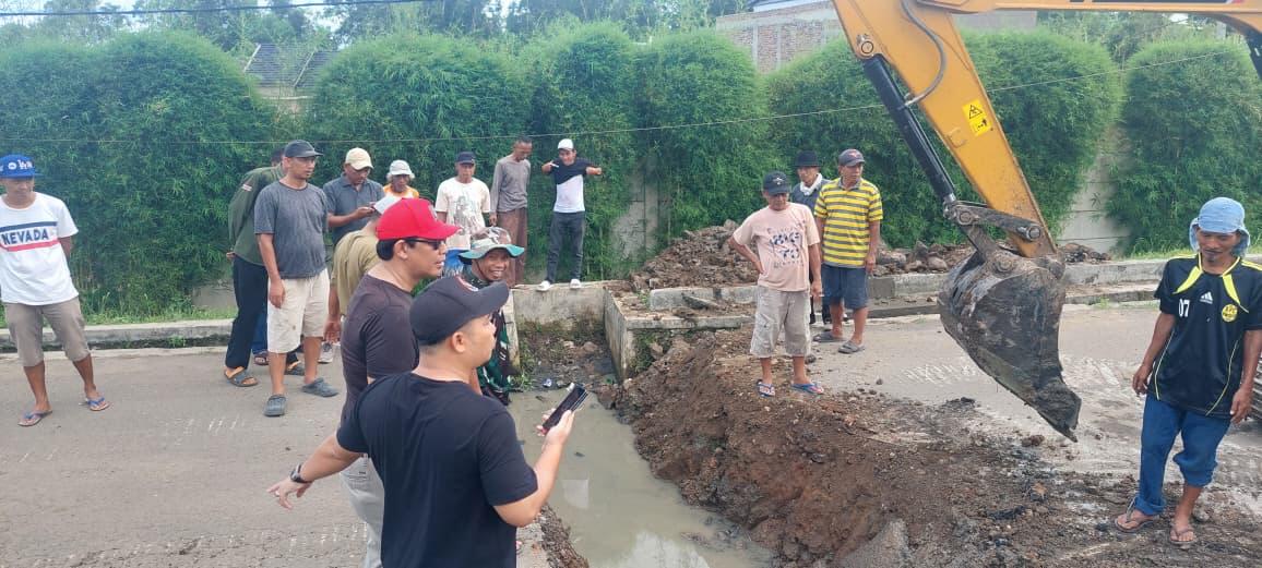 Monitoring Pembangunan Gorong-gorong di Depan Perumahan Green Valley Estate Sepang Baru