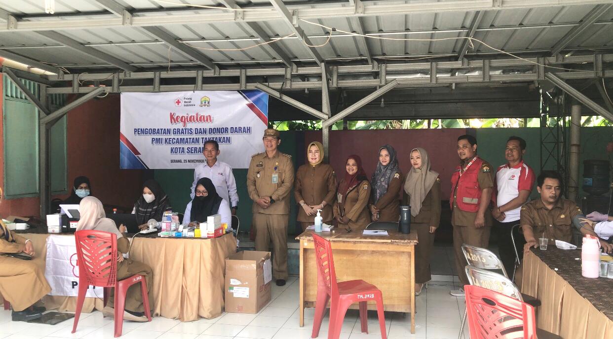 Kegiatan Pengobatan Gratis dan Donor Darah oleh PMI Kecamatan Taktakan Kota Serang